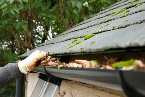 Gutter-Repair-And-Replacement-Services-3