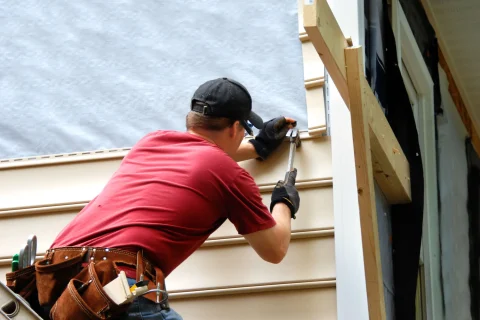 Siding-Repair-And-Replacement-Services-4 Siding-Repair-And-Replacement-Services-4