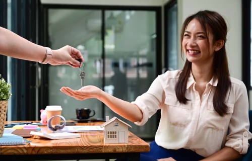 premium_photo-1661752117599-f452a062f8cc