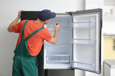 repair_or_replace_refrigerator
